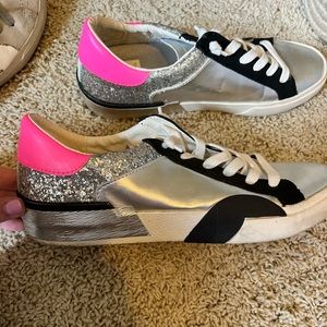 Dolce Vita sneakers size 7.5